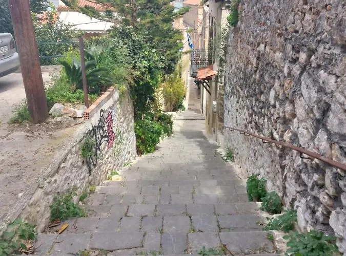 Flora In Nafplia Lejlighed
