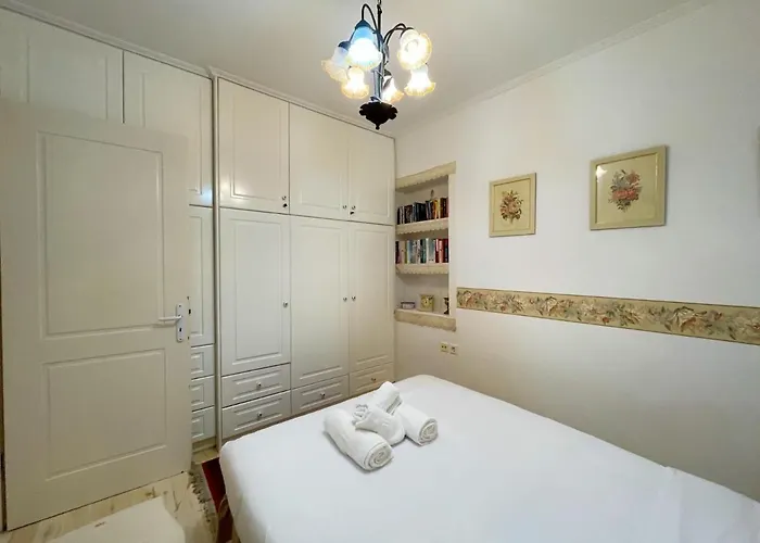 Διαμέρισμα Flora In Nafplia